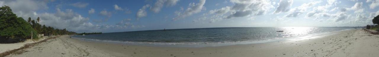 باجامويو Funky Squids Beach Resort المظهر الخارجي الصورة